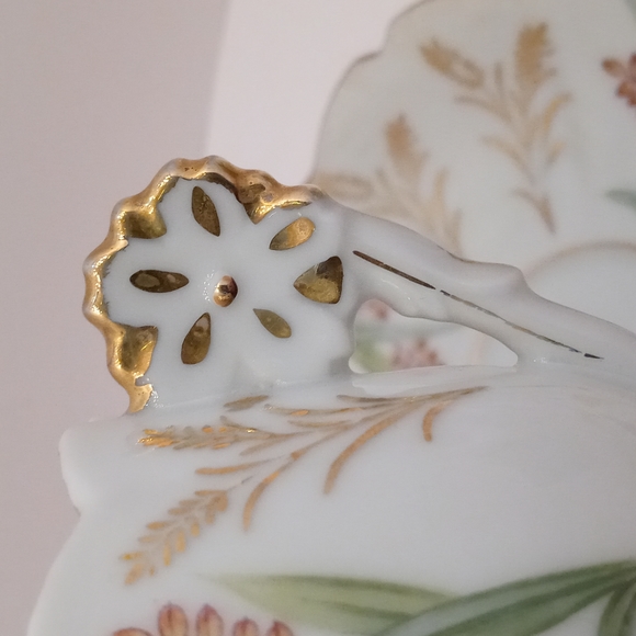 Vintage Ucagco China Hand Painted Gold Gilded Demitasse Cup and Saucer. Two Sets - Picture 5 of 8